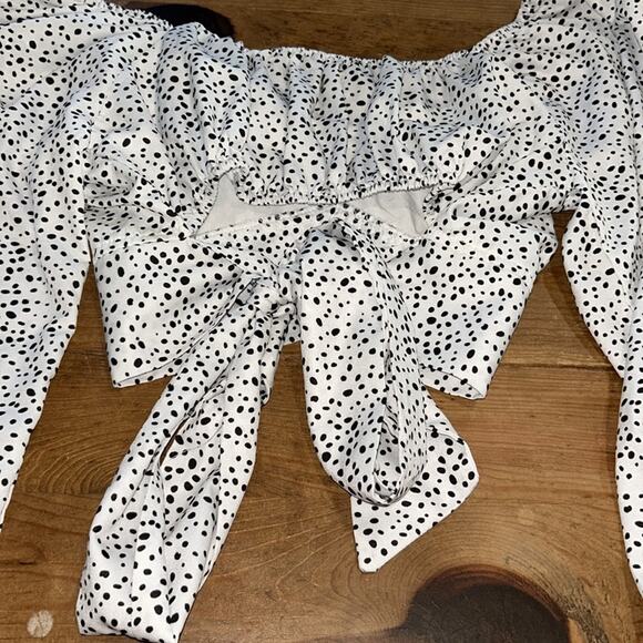 Altar'd State White and Black Polka Dot Crop Top With Tie Back Size XSmall - Picture 7 of 9